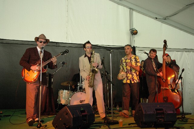 min 2008 05 04 retro rhythm 301